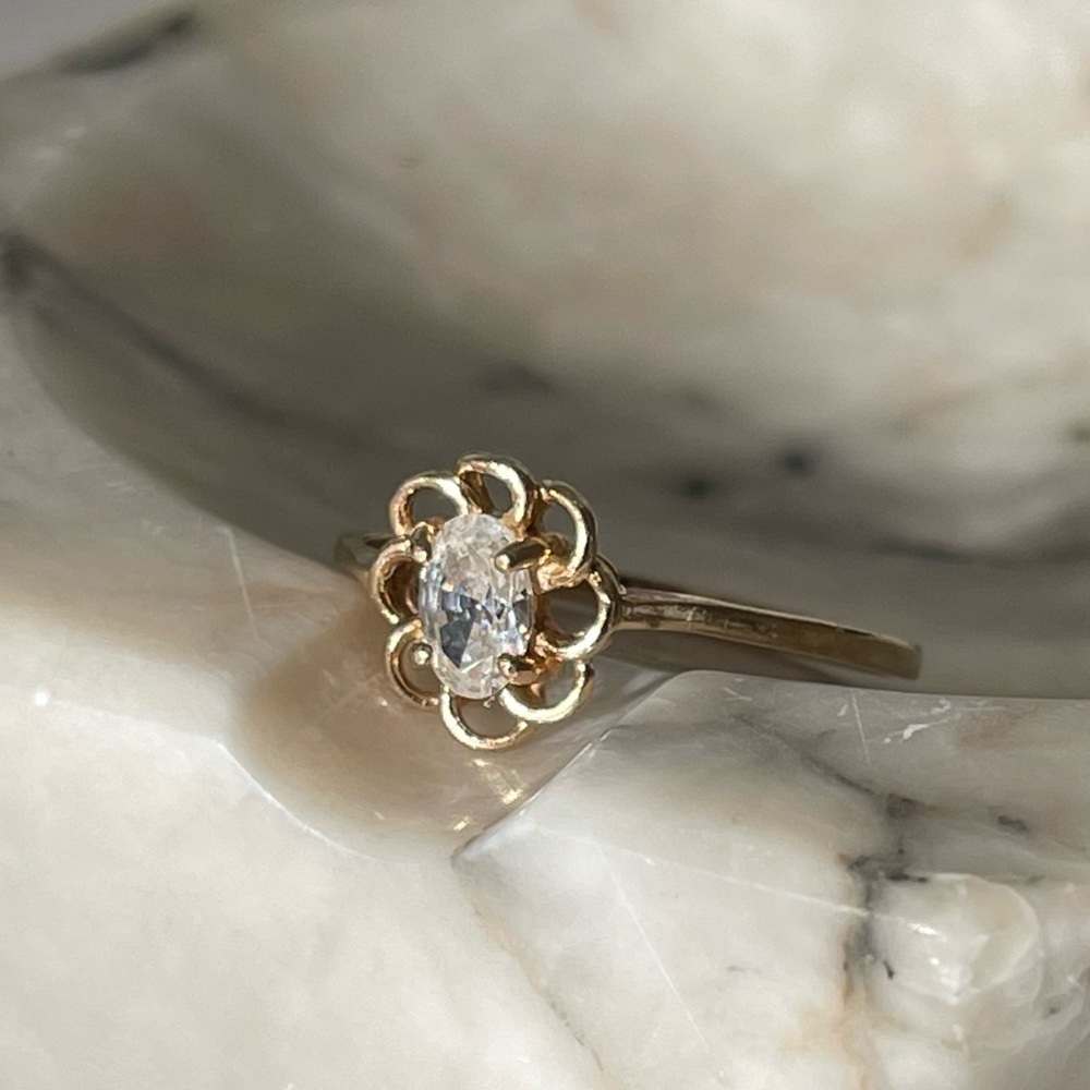 Solid 10K yellow gold vintage ring CZ cubic zirconia 90s minimalist 10 karat VTG - Picture 6 of 16